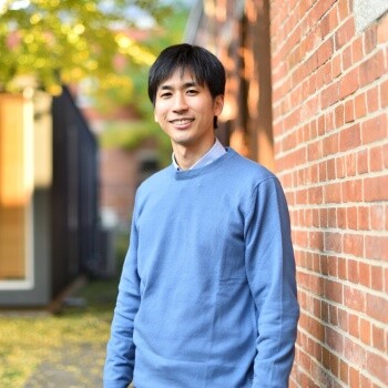 prof akuzawa photo.JPG